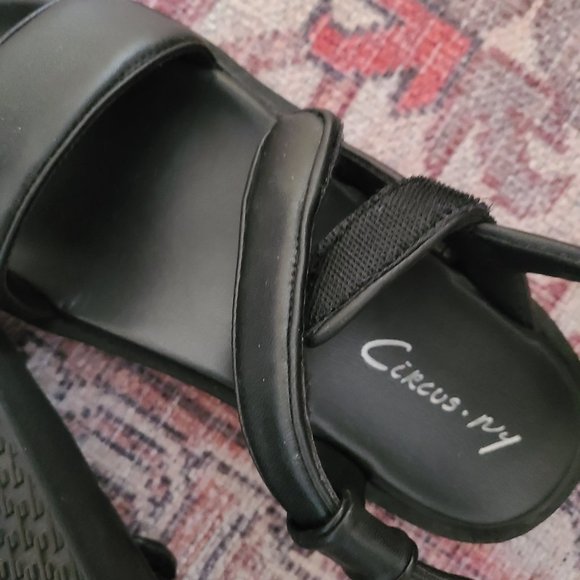Circus NY women's sandles. New like condition. - Picture 3 of 4